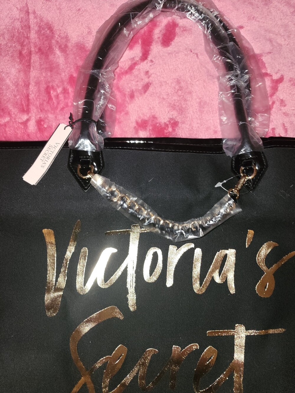 ✨️NWT Stunning VICTORIA SECRET TOTE BAG/ Beautiful Sprakling Gold/ Black ✨️ - Picture 3 of 16